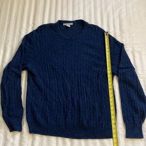 Geoffrey Beene 100% Cashmere Navy Crewneck Sweater